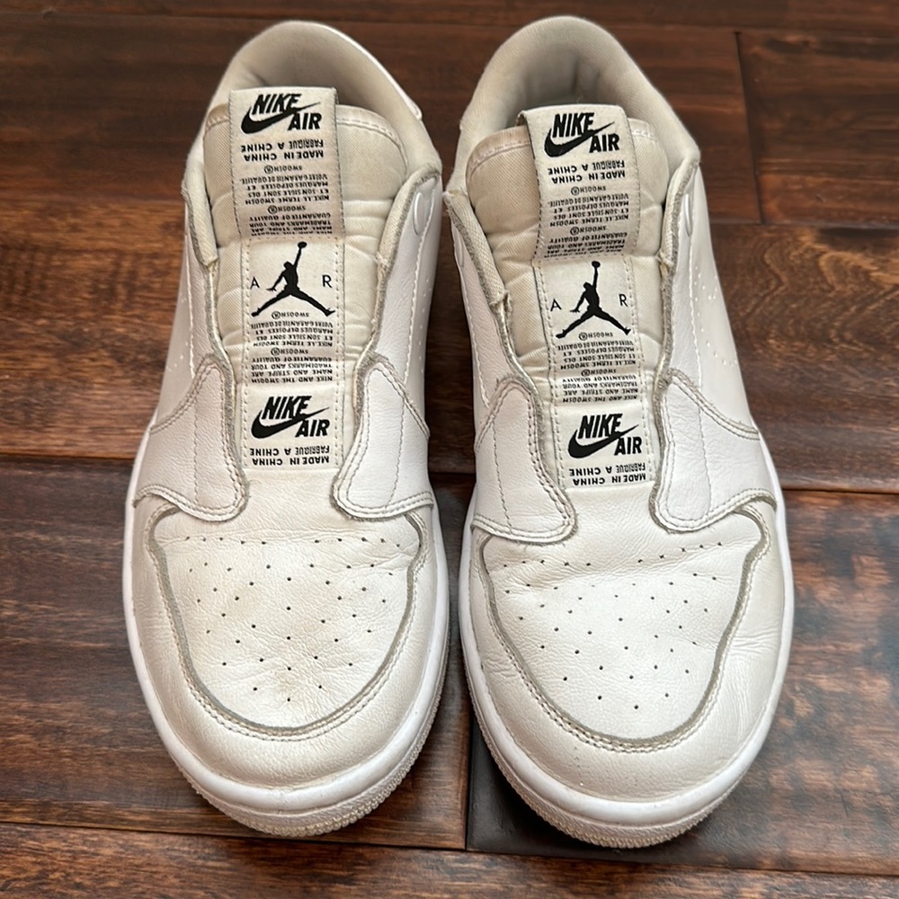 Women’s Nike AIR JORDAN 1 Low Slip On, Size 8.5